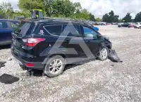 2017 Ford ESCAPE photo