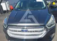 2017 Ford ESCAPE photo