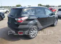 2017 Ford ESCAPE photo