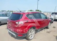 2017 Ford ESCAPE photo