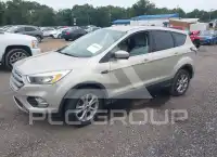 2017 Ford ESCAPE photo