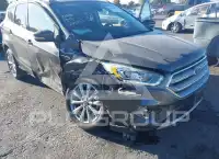 2017 Ford ESCAPE photo