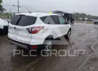 2017 Ford ESCAPE photo