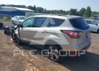 2017 Ford ESCAPE фото