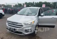 2017 Ford ESCAPE фото