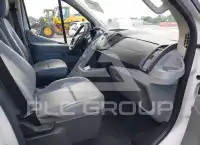 2017 Ford TRANSIT photo