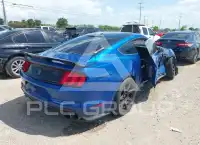 2017 Ford MUSTANG фото