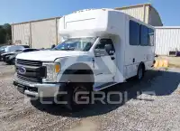2017 Ford F-450 photo