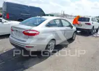 2017 Ford FIESTA фото