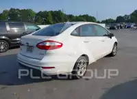 2017 Ford FIESTA фото