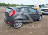 2017 Ford FIESTA фото
