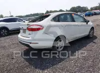 2017 Ford FIESTA фото