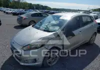 2017 Ford FIESTA фото