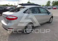 2017 Ford FIESTA фото