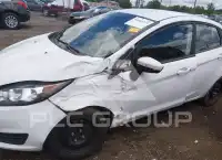 2017 Ford FIESTA фото