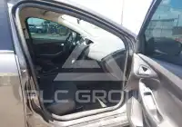 2017 Ford FOCUS фото