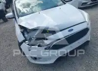 2017 Ford FOCUS фото