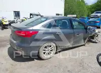2017 Ford FOCUS фото