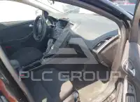 2017 Ford FOCUS фото