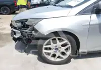 2017 Ford FOCUS фото
