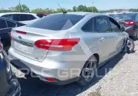 2017 Ford FOCUS photo