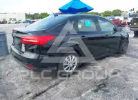 2017 Ford FOCUS photo