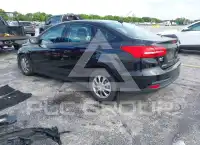 2017 Ford FOCUS photo
