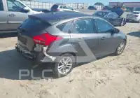 2017 Ford FOCUS фото