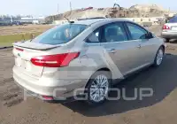 2017 Ford FOCUS фото