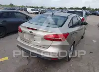 2017 Ford FOCUS photo