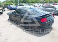 2017 Ford MUSTANG фото