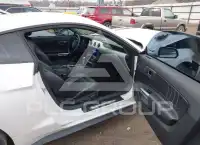 2017 Ford MUSTANG фото