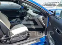 2017 Ford MUSTANG photo