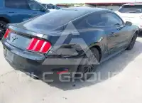 2017 Ford MUSTANG фото