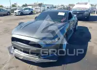 2017 Ford MUSTANG photo