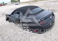 2017 Ford MUSTANG photo