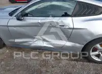 2017 Ford MUSTANG фото