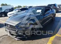 2017 Ford MUSTANG photo