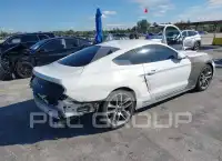 2017 Ford MUSTANG фото
