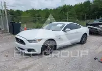 2017 Ford MUSTANG photo