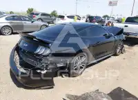 2017 Ford MUSTANG фото