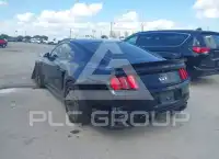 2017 Ford MUSTANG фото