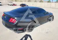 2017 Ford MUSTANG фото