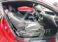2017 Ford MUSTANG photo