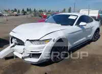 2017 Ford MUSTANG photo