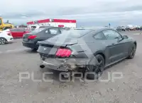 2017 Ford MUSTANG photo