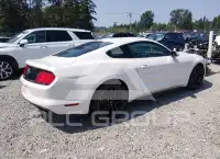 2017 Ford MUSTANG фото