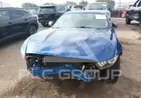 2017 Ford MUSTANG photo