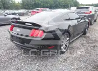 2017 Ford MUSTANG фото