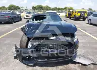 2017 Ford MUSTANG photo